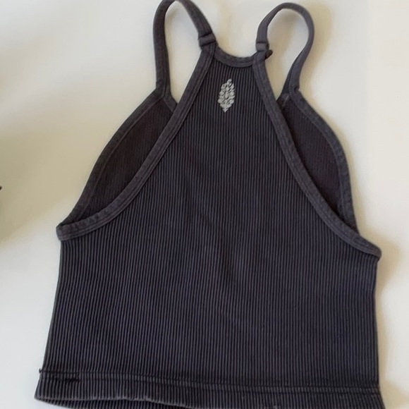 NWOT FREE PEOPLE HAPPINESS RUNS CROP - Picture 4 of 6